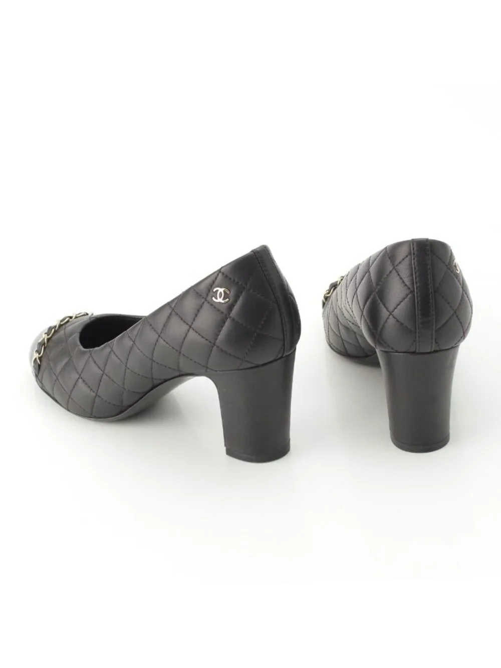 Chanel Quilted Leather CC Logo Pumps Heels Black 38c